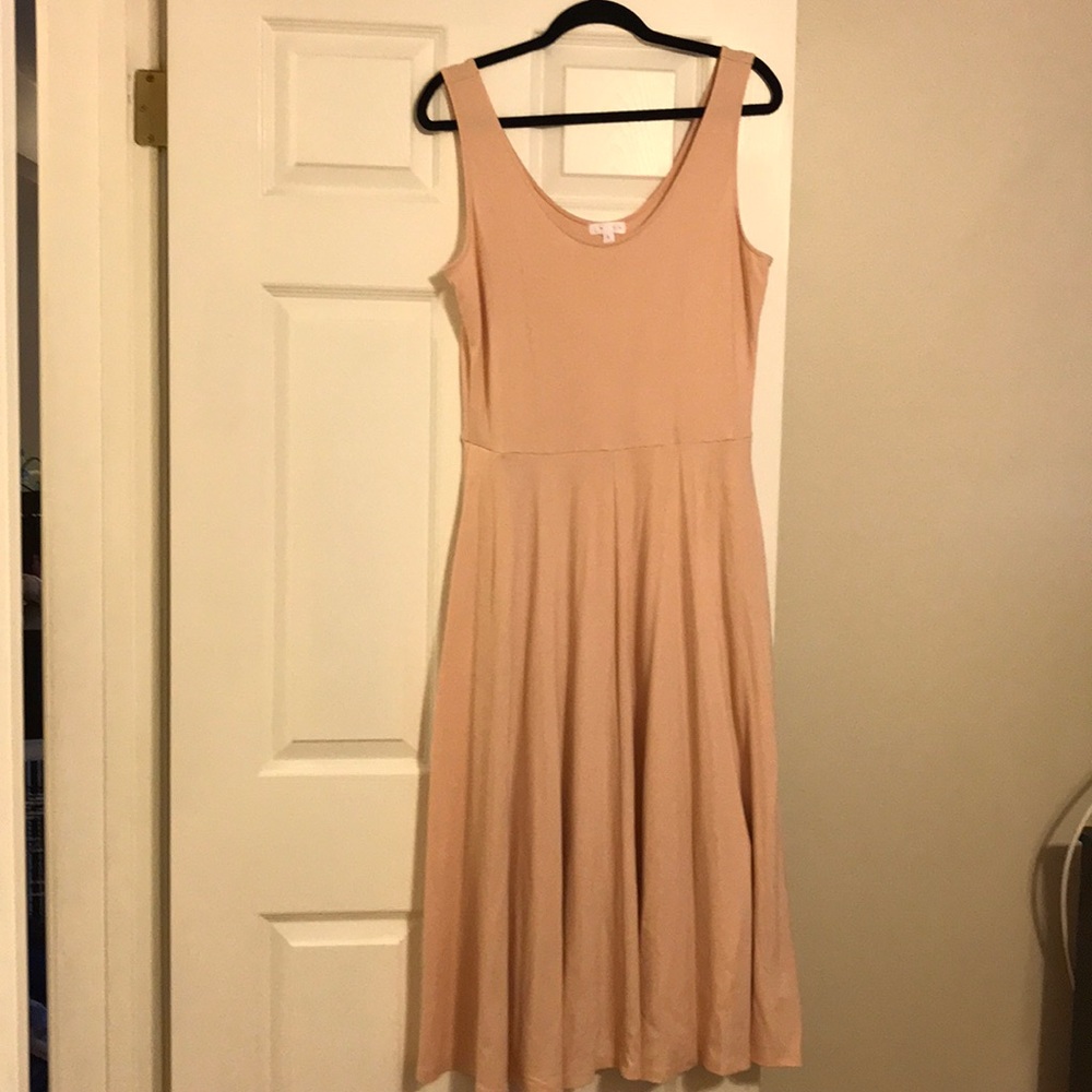 Never worn Leith Extra Large soft pink midi dress